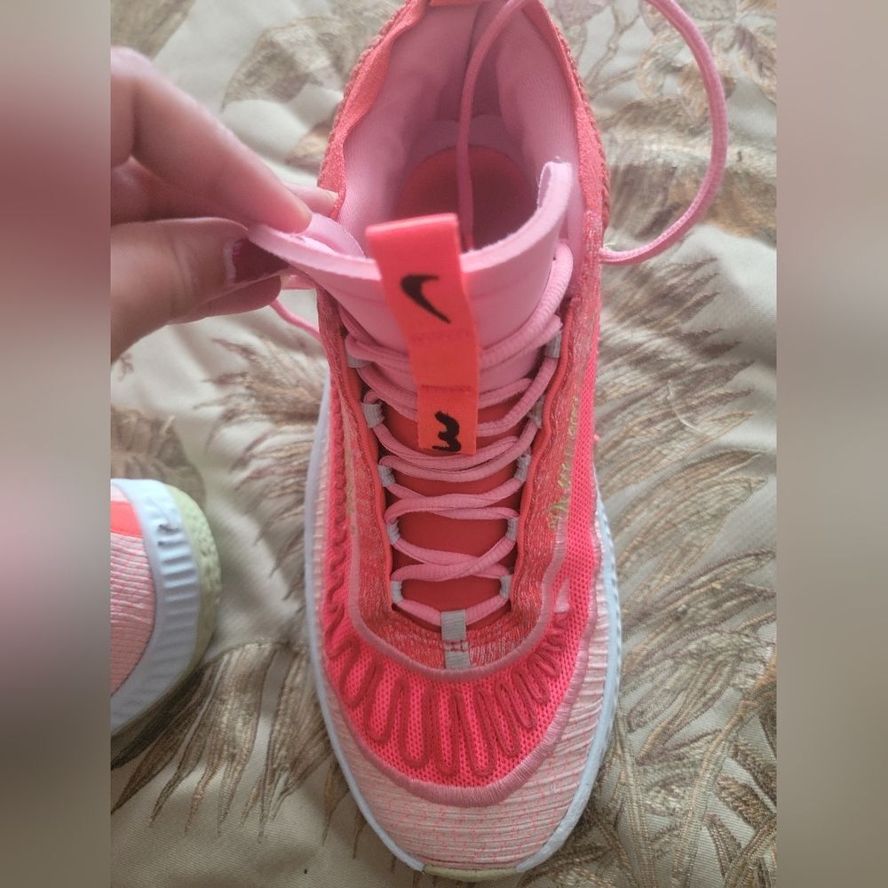 Nike Cosmic Unity 3 'Aja Wilson' Basketball Shoes - Picture 5 of 13